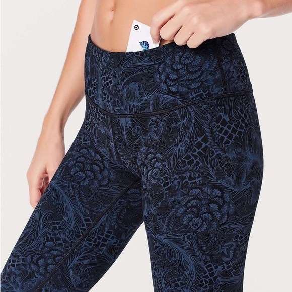 Lululemon Wunder Under Low-Rise Tights - Picture 3 of 7